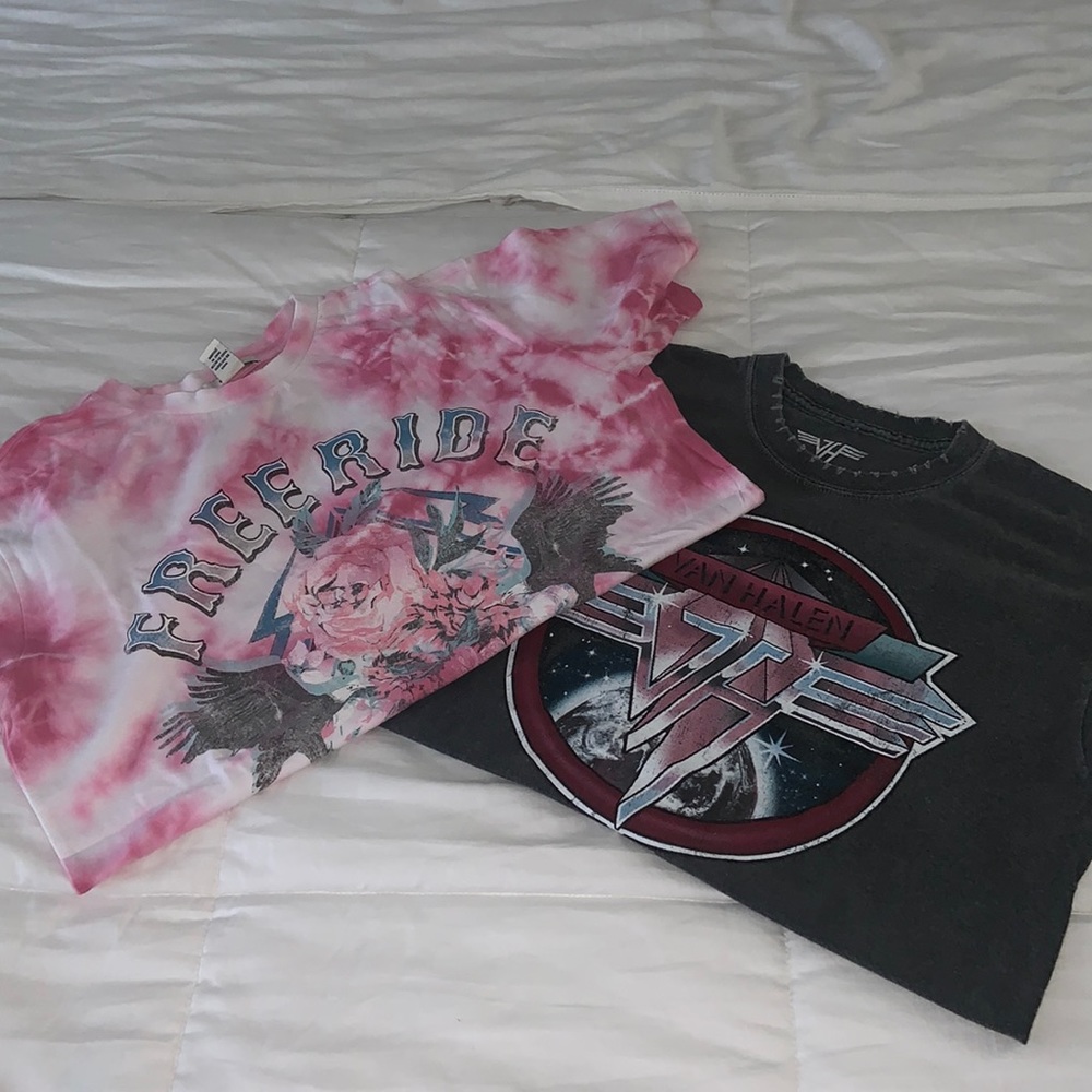 Graphic Tees (2pcs)